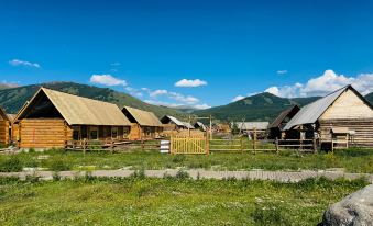 Kanas Luban Chalet (Hanas New Village Branch)