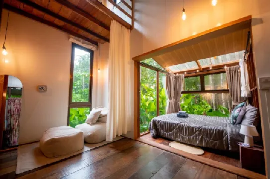 Bannaimong Treehouse