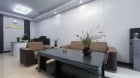 Blue Maple Hotel (Anshun Zhenning Huangshuojie Store) - 2-نجوم
