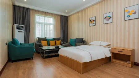 Yixuan Hotel (Xinxiang Changyuan Hongli Hospital Branch) Отели рядом с достопримечательностью «Sanshan Park»