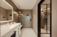 Borrman Hotel (Guiping Xishan Government Service Center)