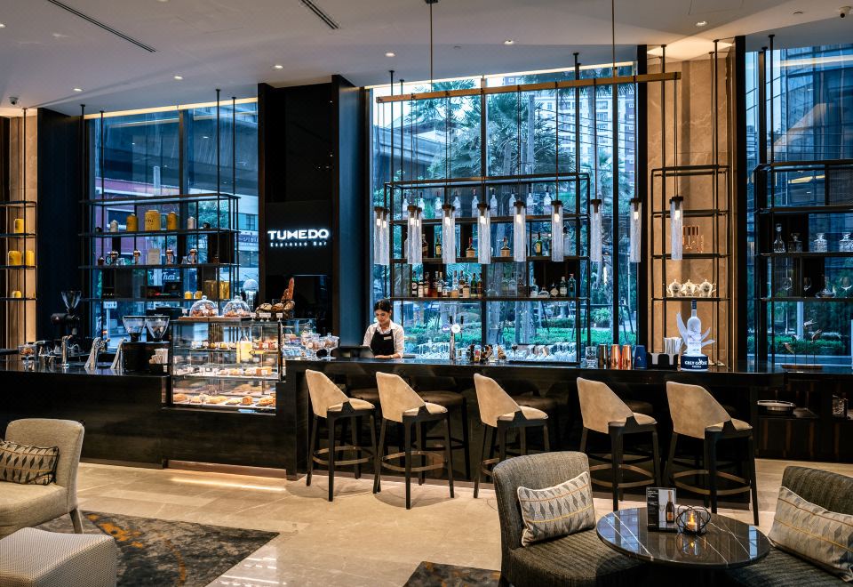 칼튼 호텔 방콕 수쿰윗 외관