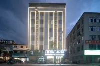 Mingyou Qingyue Hotel (Xinye Branch)