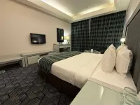 Sunday Business Avenue Formerly Rand Hotel