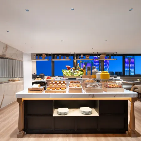 Maple Saint Garden Hotel (Yiwu International Trade City Global Digital Trade Center Branch)