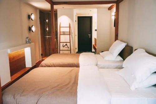 Ziyang Liubai Homestay