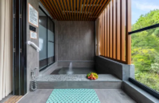 Mingyue Songjian Homestay (Heyuan Zijin Jiuhe Hot Spring)