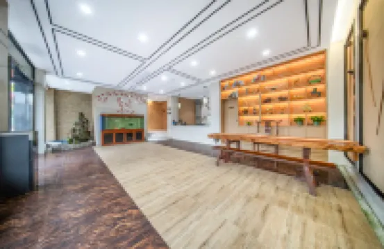 Dansheng Hotel (Zhumadian Zhidipark Lianjiang Avenue)