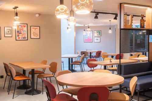 Ibis Paris Nord Porte de Saint Ouen Питание Photos