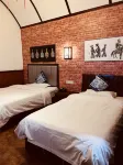 Shenzhou Qipan Hotel (Luohe Heshangjie Ancient Town)