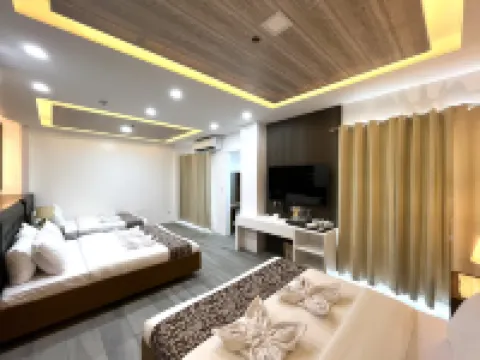 LDR Travellers Inn Hotels in Caticlan