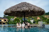 Kovie Hoa Lac - Wellness & Forest Retreat - Infinity Pools