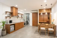 Smart Serviced House near Train Street