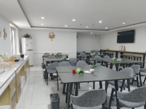 Homeinn Pebble Hotel (Fushun North Station Yong'an Bridge) Hotels in Fushun