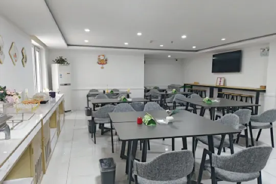 Homeinn Pebble Hotel (Fushun North Station Yong'an Bridge)