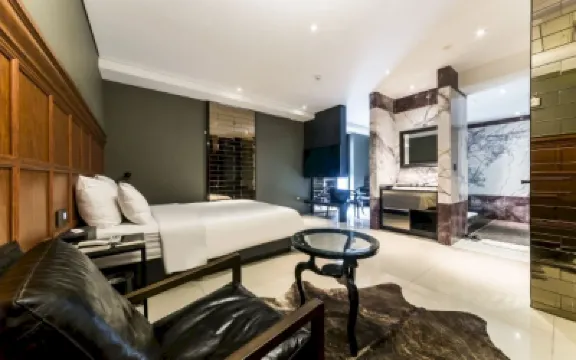 Amare Hotel Jakjeon Hotels near Gyesan Station