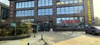 Vienna Hotel (Yixing High-speed Railway Station) - موقف سيارات