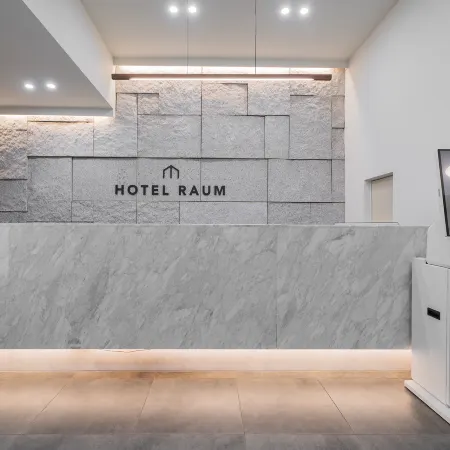 Jamsil Raum Tourist Hotel Отели рядом с достопримечательностью «Станция метро Gaerong»