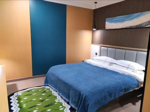 Zouping Yunling Business Hotel (Zhouzhou Road Baiyun Yilu)