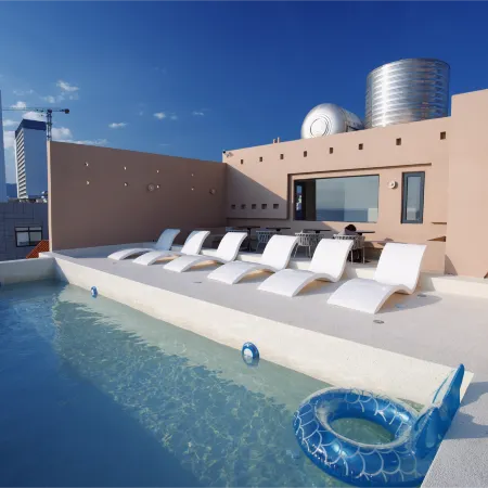 Zhina South China Sea View Hotel (Lingshui Nanwan Monkey Island Branch)