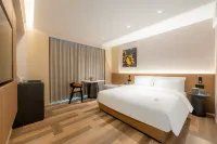 Meihao Lizhi Hotel (Tianjin Jinnan Lingshi Jun Shuanggang Metro Station Branch) Hotels near Jinwan Square