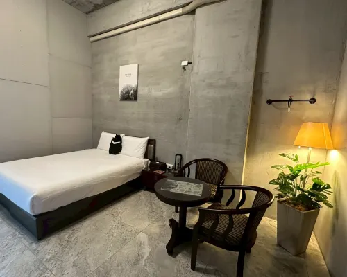 Bear Best B&B Hotels near Yuli Train Station