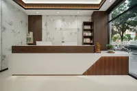 HanFeng Hotel (Ledong Commercial Pedestrian Street) - 2-نجوم