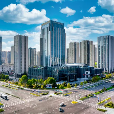 上饒饒商誠悅ホテル（上饒高速鉄道駅） 上饒市第一中学校 (新校区)周辺のホテル