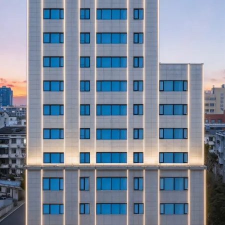 Hangzhou West Lake Orchid Retreat Resort Hotel (Wulin Square, Xianingqiao Metro Station Branch)