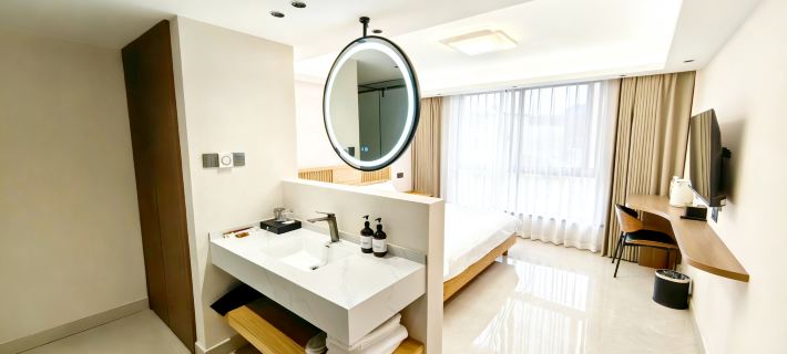 Hill Isle Hotel โรงแรมในตงหยาง