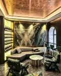 Rezen Huasheng Hotel (Harbin Central Avenue Flood Control Memorial Tower) - bar
