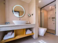 TongXin International Hotel Hotels in Sertar