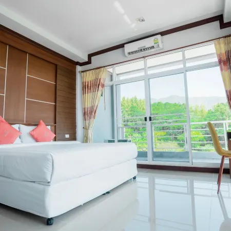 Breezehill Khao Kho Hotel