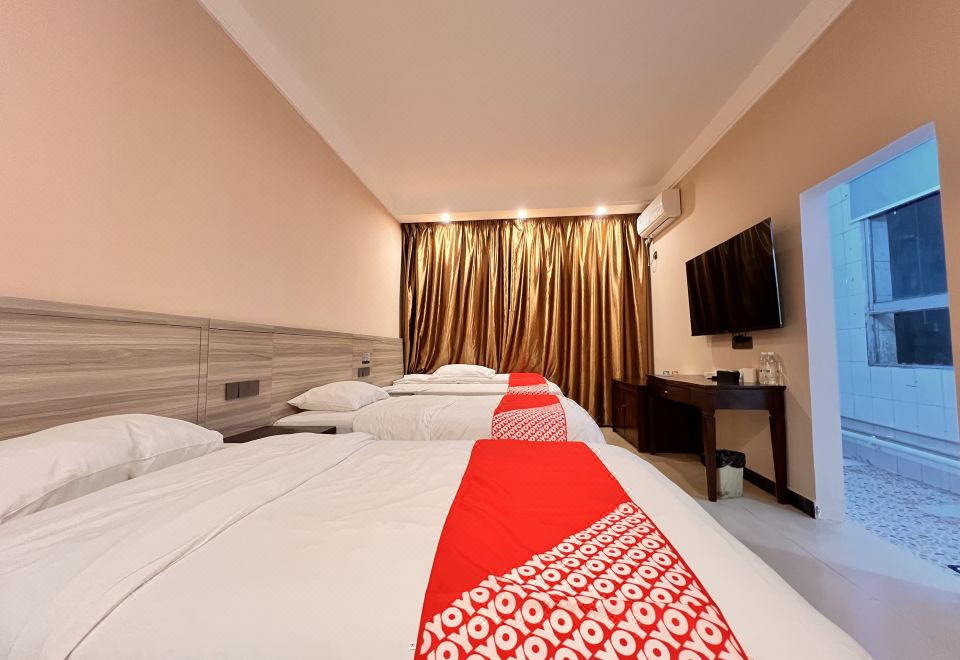 Storage R 6400 Distant Home Hotel (Lidong Branch of the First Affiliated Hospital of ...