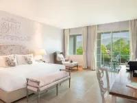 U Khao Yai Hotels near Pete Maze