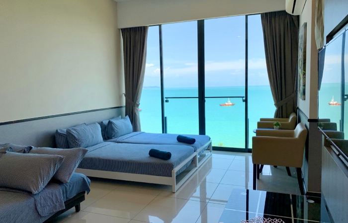 PD D'Wharf Premium Suite - Full Seaview (Up to 6 Pax)