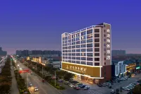 Huaxian Jinlong Business Hotel (Huayi High-speed Railway Station) - parking