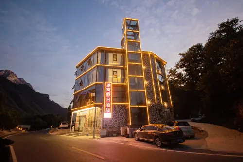 Towo Holiday Hotel (Wanxianshan) - Bjergudsigt