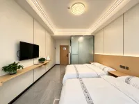 Delingha Qinghe Homestay