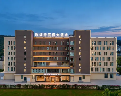 Xinhu Bay Resort Grand Hotel Hotels in Chuxiong City