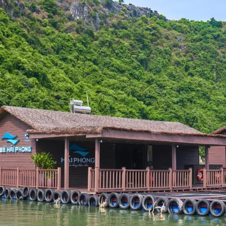 Hai Phong Floating House