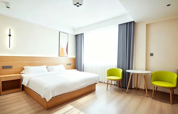 Home Inn Huayi (Longshan Road Bus Station)