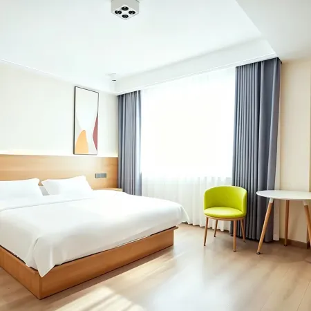 Home Inn Huayi (Longshan Road Bus Station)