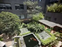 Atour Hotel Kunming Guanshang International Convention and Exhibition Center Hotels near Guandu