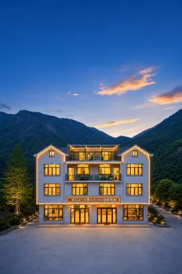 Jijian Mountain · Cloudy Mountains and Rivers Villa Resort - New