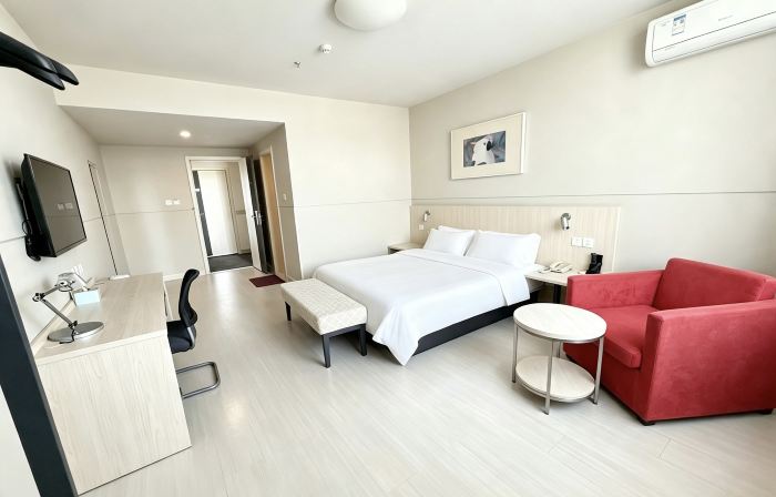 Jinjiang Inn (Zhangbei Grassland Tianlu Xinghe West Road Hotel)