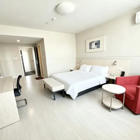 Jinjiang Inn (Zhangbei Grassland Tianlu Xinghe West Road Hotel)