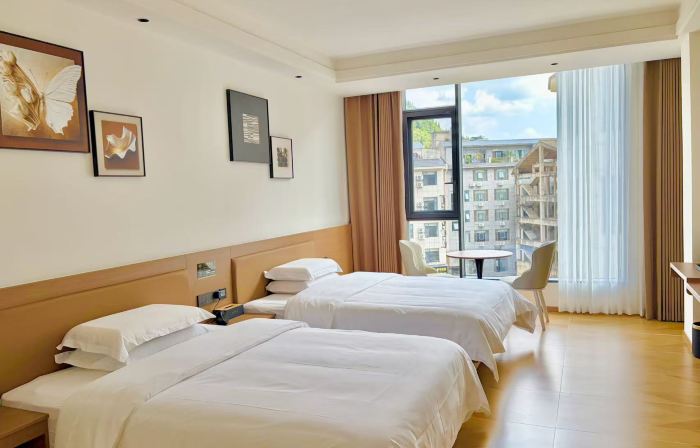 Yunman Hotel (Huangguoshu Waterfalls Scenic Area)