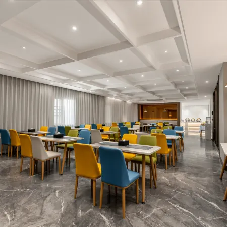 New Beacon International Hotel (Xiantao Global Center & Wushang Mall))