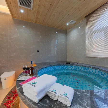 Warm Rock Hot-spring Homestay